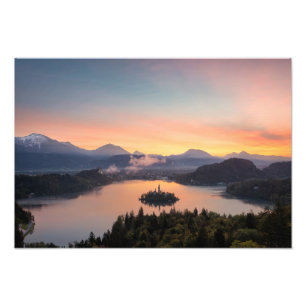 Sonnenaufgang über See ausgeblutetem Fotodruck