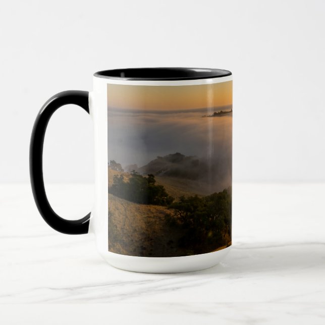 Sonnenaufgang über Valley Nebel Tasse (Links)