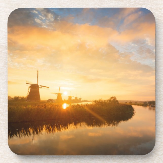 Sonnenaufgang über Windmühlen und einem Fluss in H Getränkeuntersetzer (Vorderseite)
