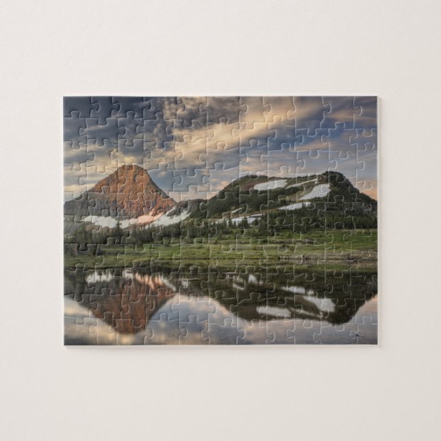 Sonnenaufgang und Reflexion, Glacier-Nationalpark, (Horizontal)