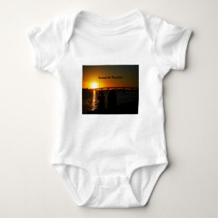 Sonnenaufgang- und Sonnenuntergang-Fotos Baby Strampler