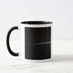Sonnenaufgang, wie im Raum angesehen Tasse