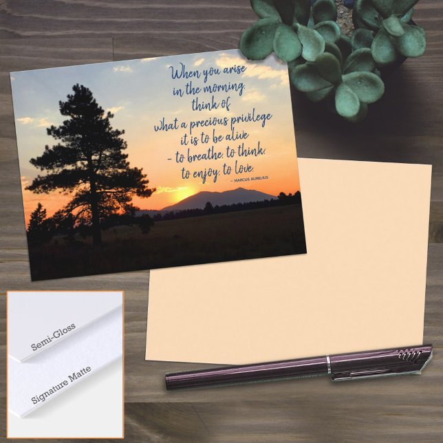 Sonnenaufgangsfotografie Zitat zur Inspiration Postkarte (front sunrise photograph with template text and blank back postcard)