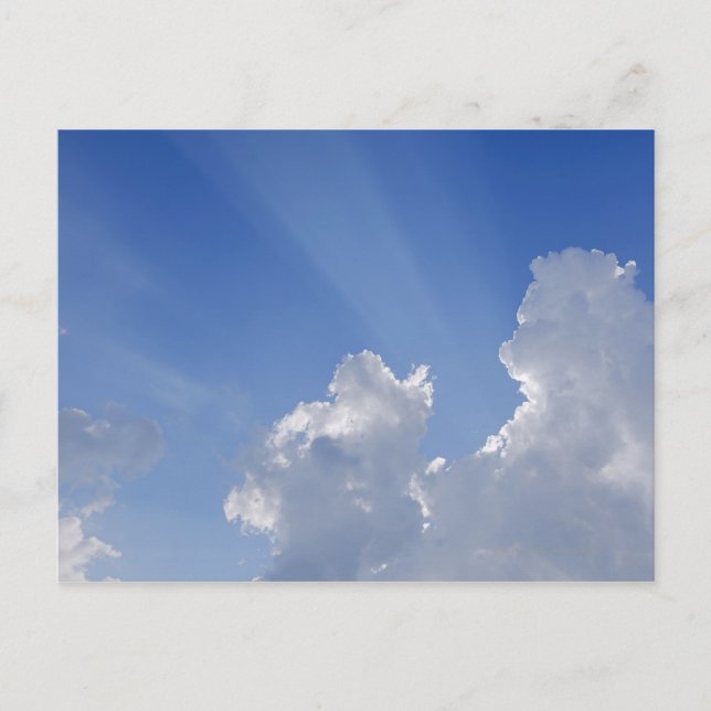 Sonnenbänke durch Wolken, Val d'Orcia, Siena Postkarte (Vorderseite)