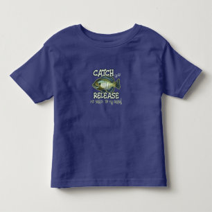 Sonnenbarsch Kinderangeln Fangen und Freilasse Kleinkind T-shirt