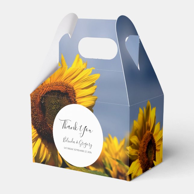 Sonnenblume Blauer Himmel Rustikale Hochzeit Geschenkschachtel (Vorderseite)