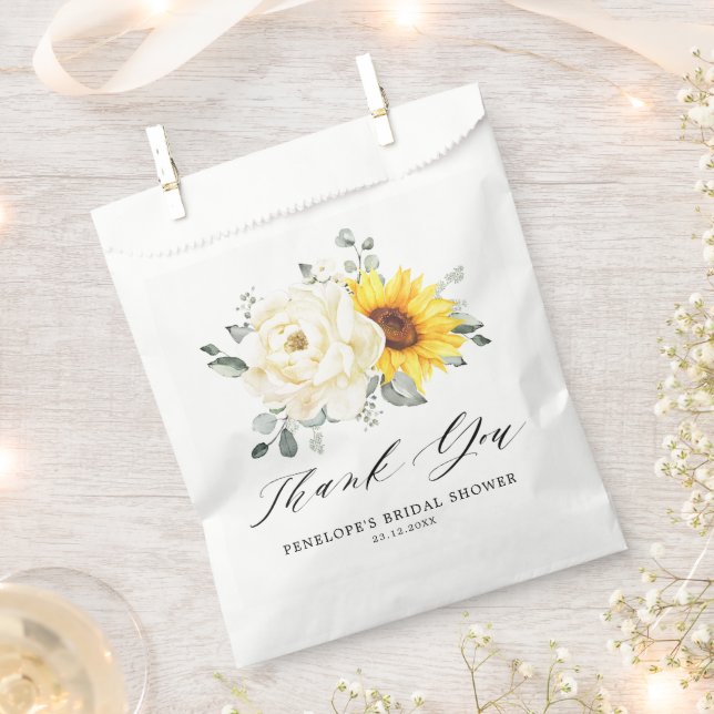 Sonnenblume Ivory Peony Floral Brautparty Geschenktütchen (Ausgeschnitten)