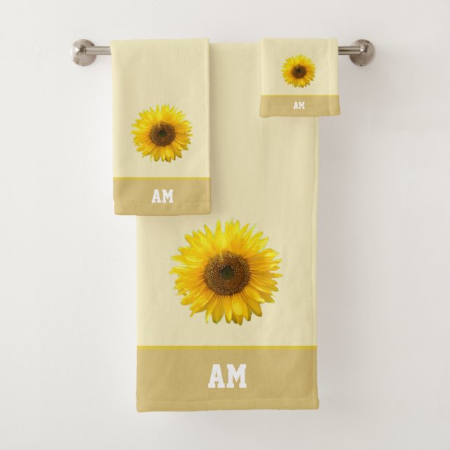 Sonnenblume & Monogramm auf Hellbeige Badhandtuch Set (Insitu)