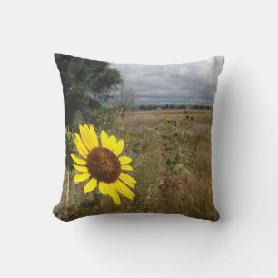 Sonnenblume, Stormy Sky, Western Nebraska Landscha Kissen