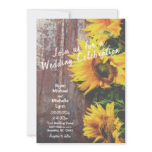 Sonnenblumen auf der Rustikalen Hochzeit von Stall