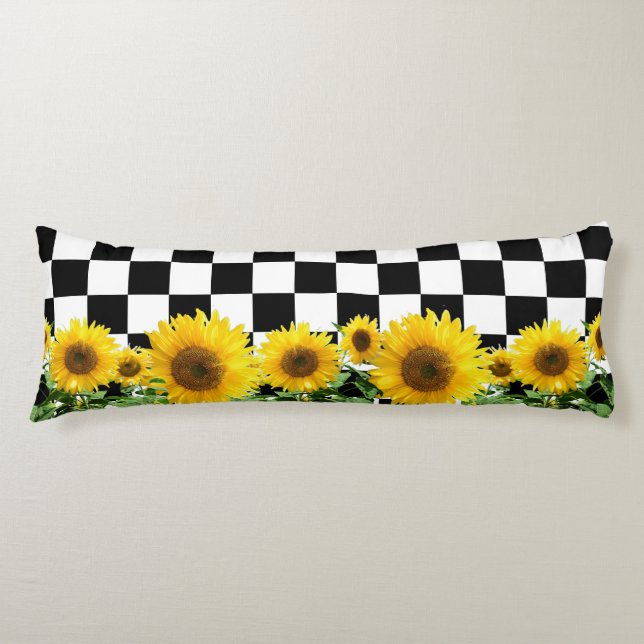 Sonnenblumen auf Schwarz-weißem Schachbrettmuster Seitenschläferkissen (Vorderseite)