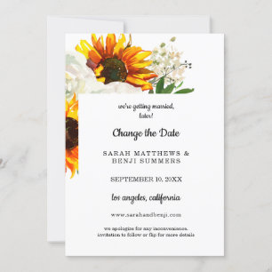 Sonnenblumen-Blumen auf Weiß Änderung des Datums D Einladung