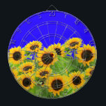 Sonnenblumen - Frieden - Freiheit für die Ukraine Dartscheibe<br><div class="desc">Sonnenblumen - Frieden - Freiheit für die Ukraine - Unabhängigkeit gemeinsam unterstützen - Sieg ! Machen wir die Welt zu einem besseren Ort - alle zusammen! Eine bessere Welt beginnt - abhängig - braucht Ihr auch! Sie können auf mehr als 1000 Zazzle-Produkte übertragen. Ändern Sie die Größe und verschieben oder...</div>