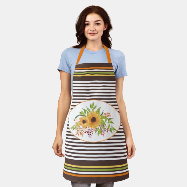 Sonnenblumen, Herbstlaub, Beeren und Streifen Schürze (Getragen)