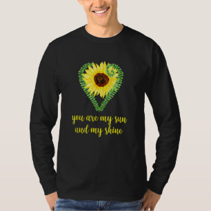 Sonnenblumen Herz zeigt Liebe für Sommer und Gärtn T-Shirt