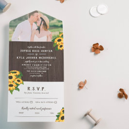 Sonnenblumen & Holz Rustikales Foto Hochzeit All In One Einladung