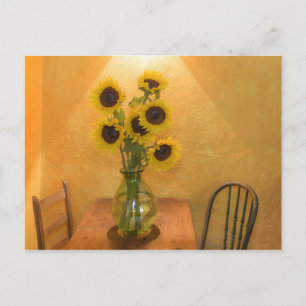 Sonnenblumen in einer Vase auf einem Tisch 2 Postkarte