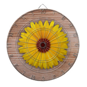 Sonnenblumen Marigold auf rustikalen Holzplatten Dartscheibe