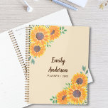 Sonnenblumen Personalisiert Planer<br><div class="desc">Sonnenblumen machen Freude! Dieser hübsche Planer ist mit Aquarellsonnenblumen und grünem Blattwerk auf einem weichen beigen Hintergrund dekoriert. Der Text ist dunkelbraun. Original Wasserfarbe © Michele Davies.</div>