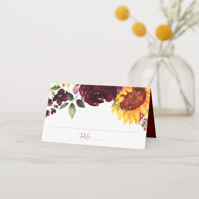 Sonnenblumen und Burgunder Rose Hochzeit im Herbst Platzkarte (Vorderseite)