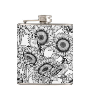 Sonnenblumen und Goldschmuck in Schwarz-Weiß Flachmann