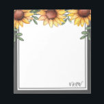Sonnenblumenfarbe Mit Monogramm Notizblock<br><div class="desc">Personalisiertes Notizblock-Design mit Sonnenblumen. Einfach zu bedienende Vorlage. Geben Sie einfach Ihren eigenen Namen ein,  um es zu Ihrem eigenen zu machen. Mit Monogramm Buchstaben.</div>