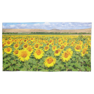 Sonnenblumenfeld Kissenbezug
