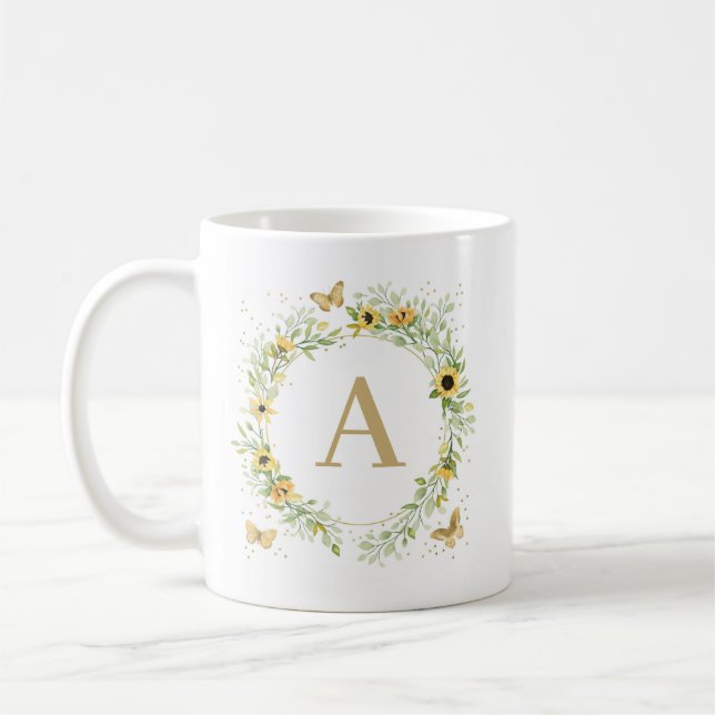 Sonnenblumenkranz mit Schmetterlingsmonogramm Kaffeetasse (Links)