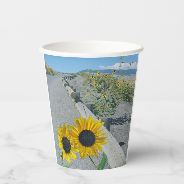 Sonnenblumenstrasse Hochzeit Pappbecher (Vorderseite)