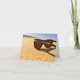 Sonnenbrille auf der Beach Blank Card Feiertagskarte