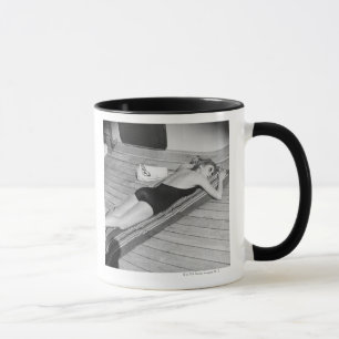 Sonnende Frau Tasse