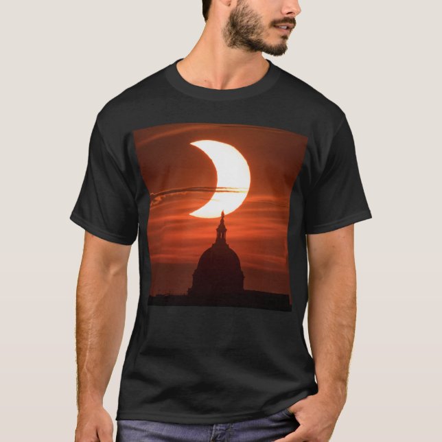 Sonnenfinsternis 2021 T-Shirt (Vorderseite)