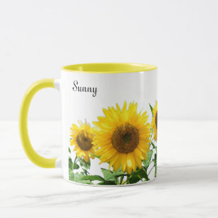 Sonnengelbe Sonnenblumen und Kalligrafie Tasse