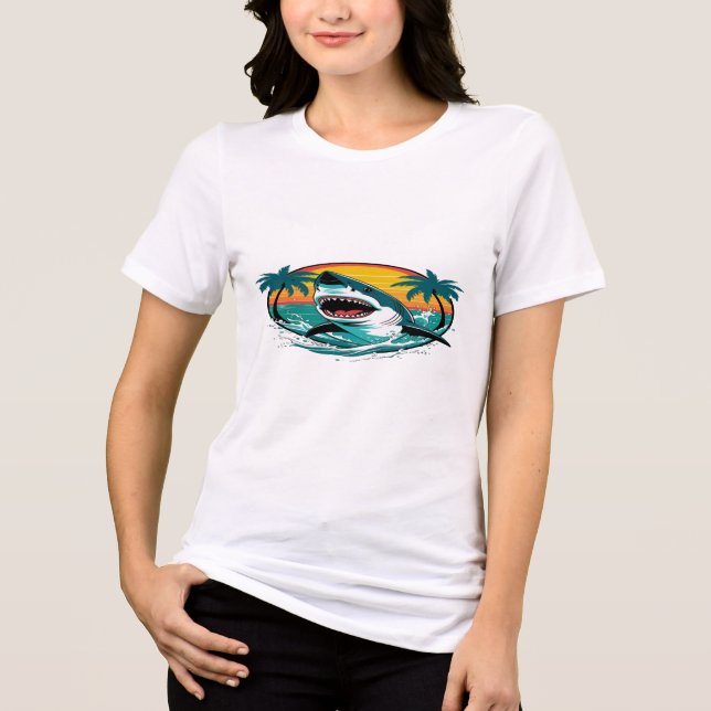 Sonnenhai mit Palmen und Strandvibes Premiu Tri-Blend Shirt (Vorderseite)