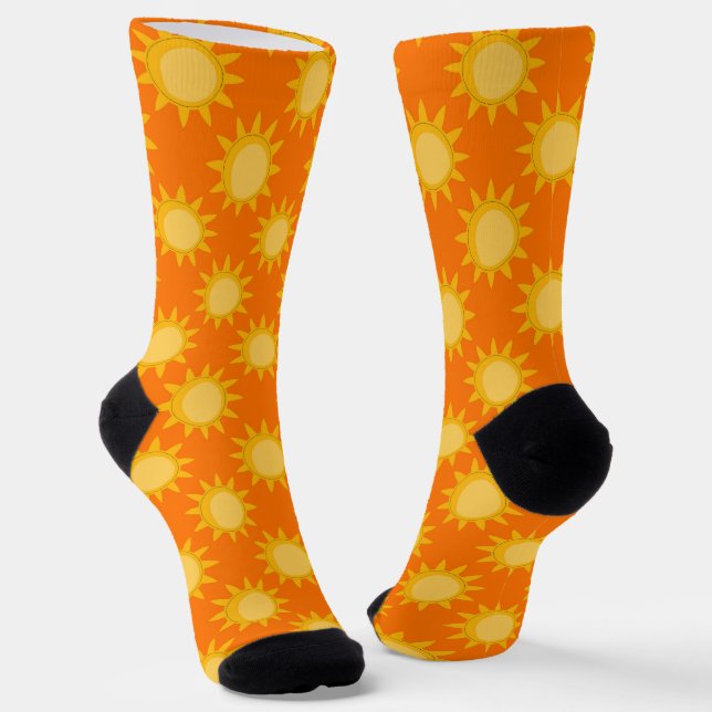 Sonnenschein-Sonnenmuster-Design auf Orange Socken (Gewinkelt)