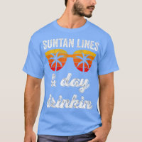 Sonnenschirme und Sonnenuntergänge am Strand im So