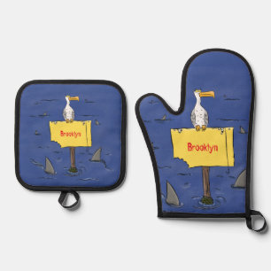 Sonnensevogel umkreist von Haifischen Cartoon Ofenhandschuh & Topflappen-Set