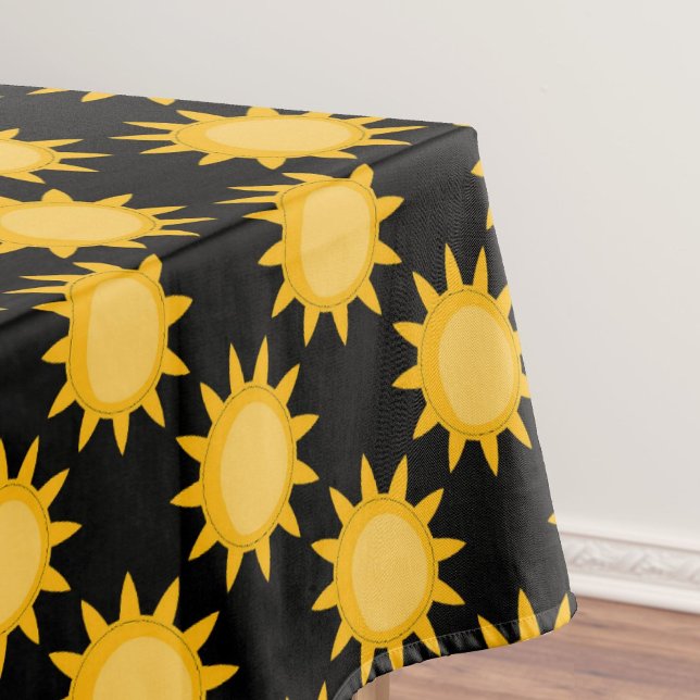 Sonnenstrahlung auf schwarzem Muster Tischdecke (Von Creator hochgeladen)