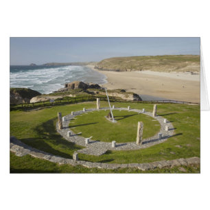 Sonnenuhr und Perran Beach, Perranporth, Cornwall,