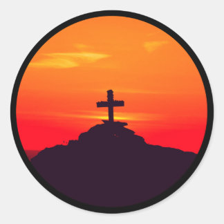 Sonnenuntergang am Kreuz, schöner Sonnenuntergang Runder Aufkleber