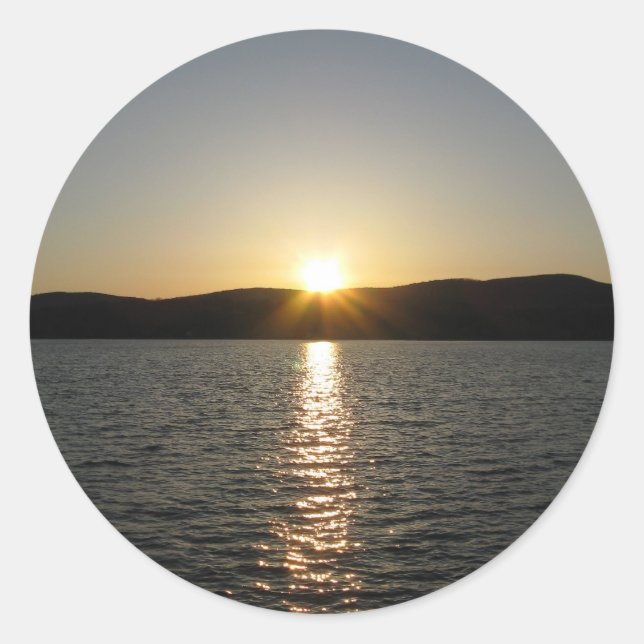 Sonnenuntergang am Onota See: Vertikal Runder Aufkleber (Vorderseite)