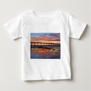 Sonnenuntergang am Ozean-Strand Baby T-shirt