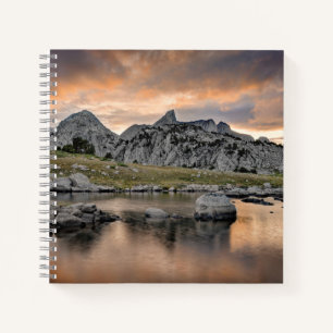 Sonnenuntergang am Pyramid Lake Notizbuch