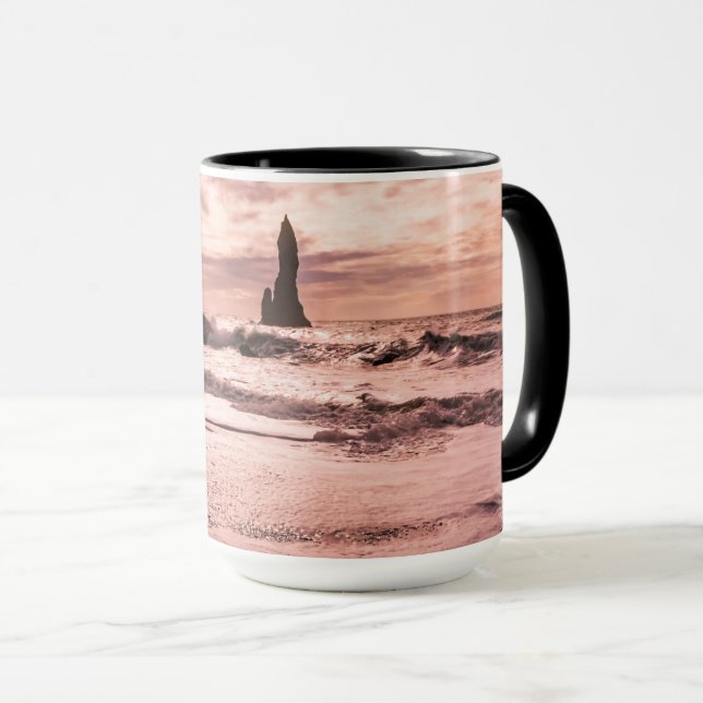 Sonnenuntergang am schwarzen Sandstrand Reynisfjar Tasse (VorderseiteRechts)