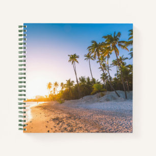 Sonnenuntergang am Strand von Tropical Dominikan Notizbuch