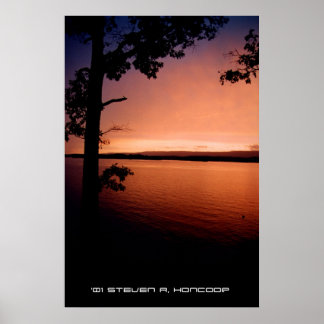 Sonnenuntergang am Ufer Poster