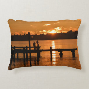 Sonnenuntergang auf dem Accent Pillow Lake Dekokissen