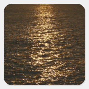 Sonnenuntergang auf dem Wasser Abstrakte Ozeanfoto Quadratischer Aufkleber