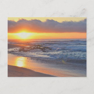 Sonnenuntergang auf der Strandpostkarte Postkarte