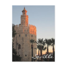 Sonnenuntergang beleuchteter Goldener Turm in Sevi